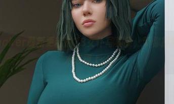 Alina Becker最新更新的2B女仆写真集，带你探索别样的艺术表现.txt
